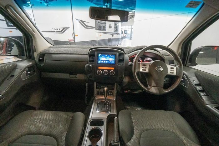 2012 Nissan Navara ST-X