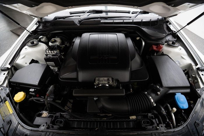 2010 Holden Commodore SV6