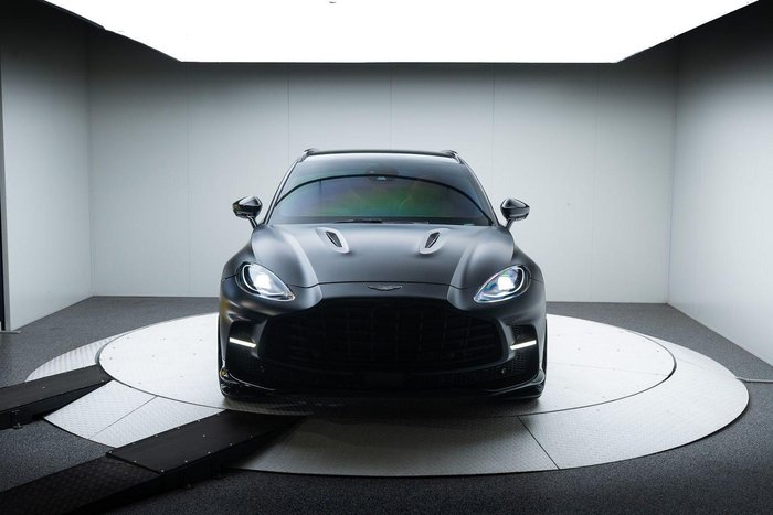 2024 Aston Martin DBX 707