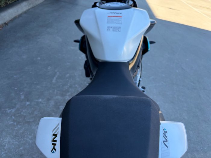2025 CFMOTO 2025 CF Moto 650CC 675NK ABS Glacier White