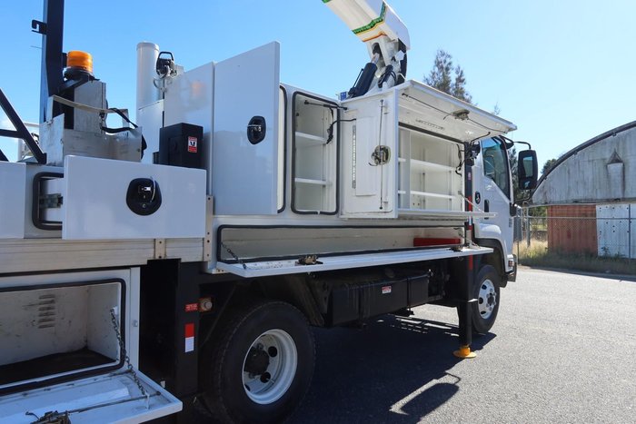 2014 Isuzu F Series FRR 500