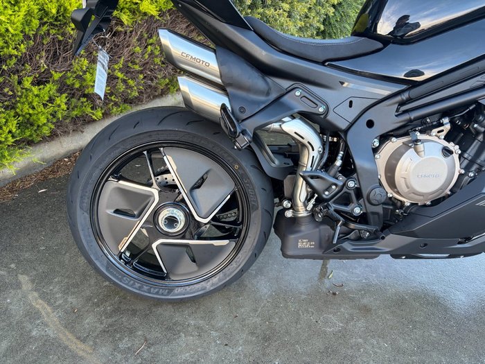 2026 CFMOTO 2026 Cf Moto 750CC 750SR-S