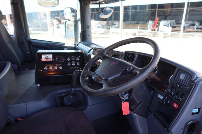 2011 Scania P Series P360