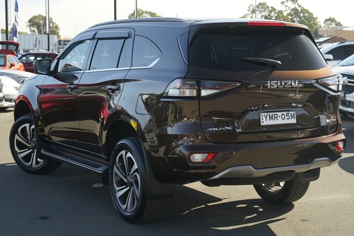 2022 Isuzu MU-X LS-T