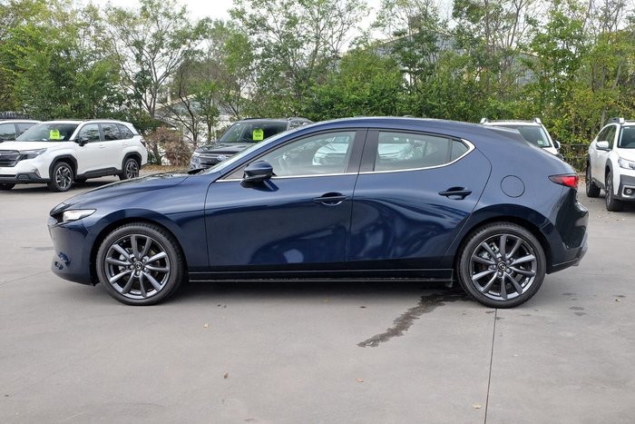 2025 Mazda 3 G20 Touring