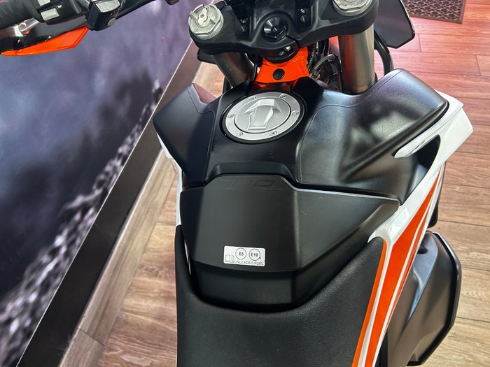 2019 Ktm KTM 790 ADVENTURE R ORANGE