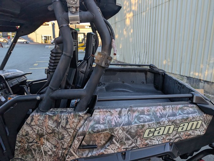 2014 BRP COMMANDER 1000 XT CAMO