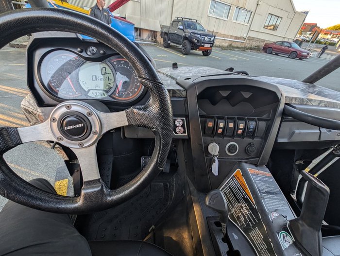 2014 BRP COMMANDER 1000 XT CAMO