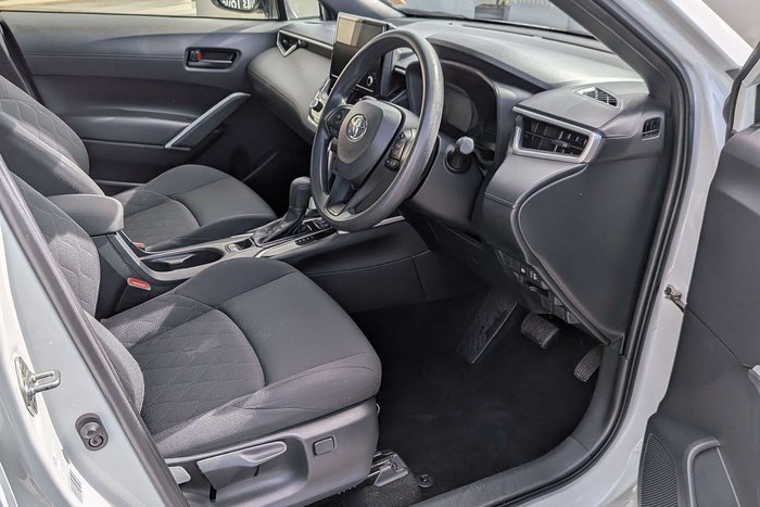 2024 Toyota Corolla Cross GX
