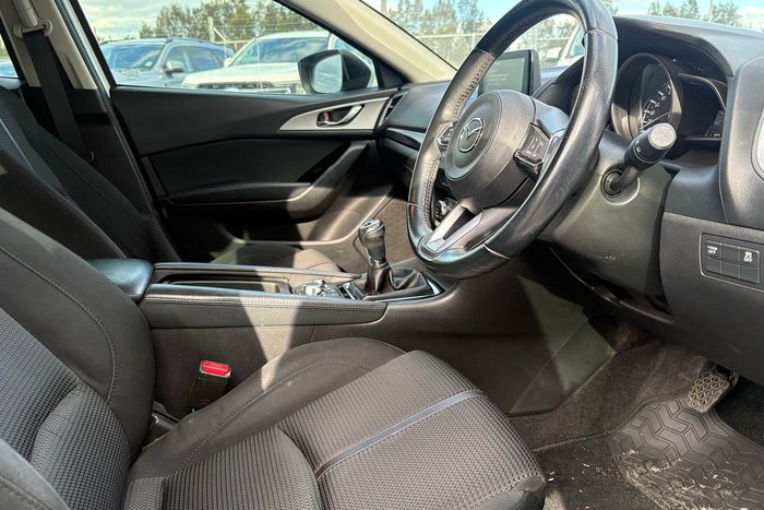 2018 Mazda 3 Maxx Sport