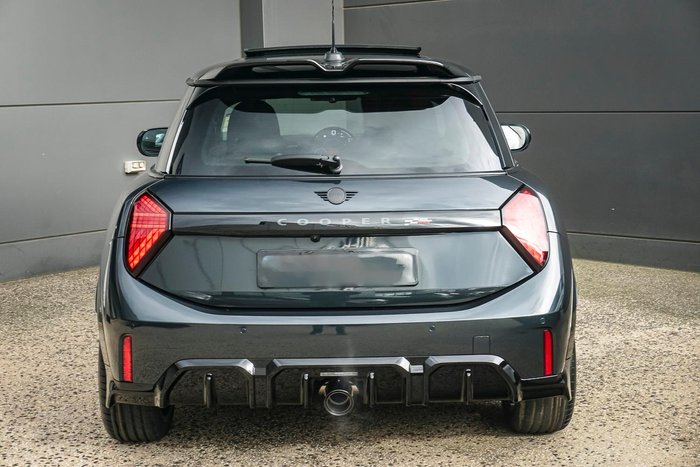 2026 MINI Cooper JCW Favoured