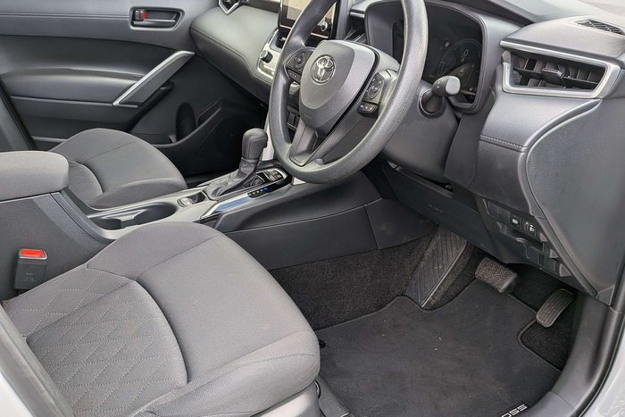 2025 Toyota Corolla Cross GX