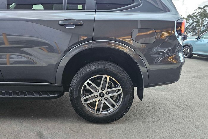 2025 Ford Everest Trend