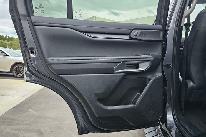 2025 Ford Everest Trend