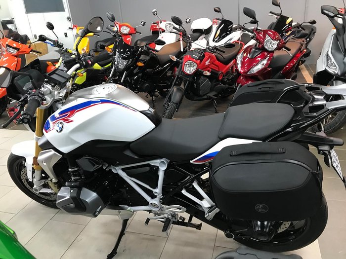 2022 BMW R 1250 R