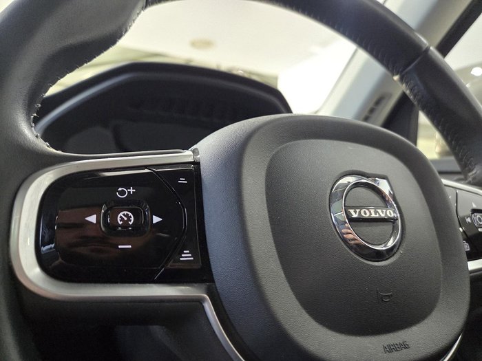 2020 Volvo XC90 D5 Momentum