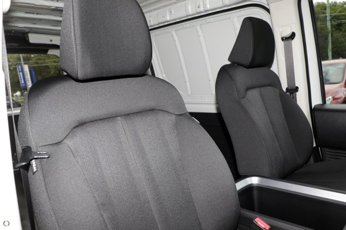 2026 Hyundai STARIA LOAD