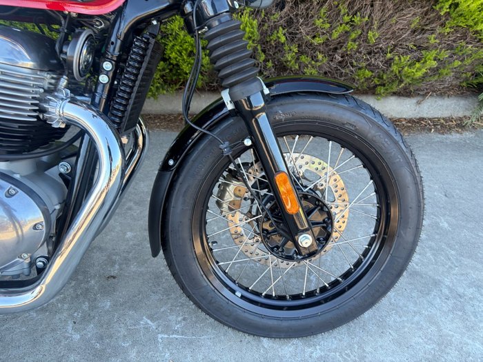2025 Royal Enfield INTERCEPTOR 650 E5 CLASSIC