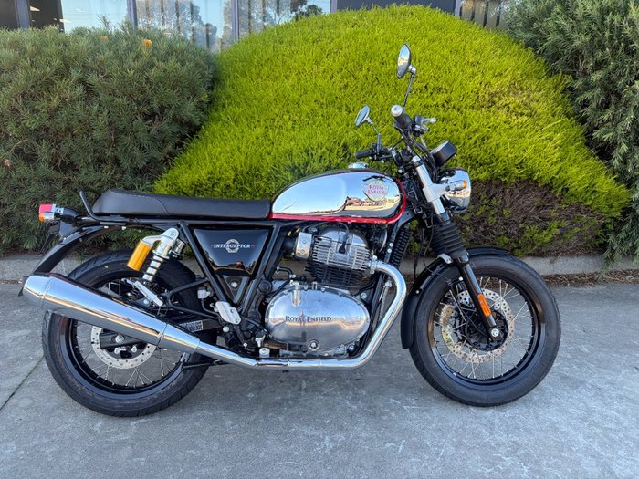 2025 Royal Enfield INTERCEPTOR 650 E5 CLASSIC