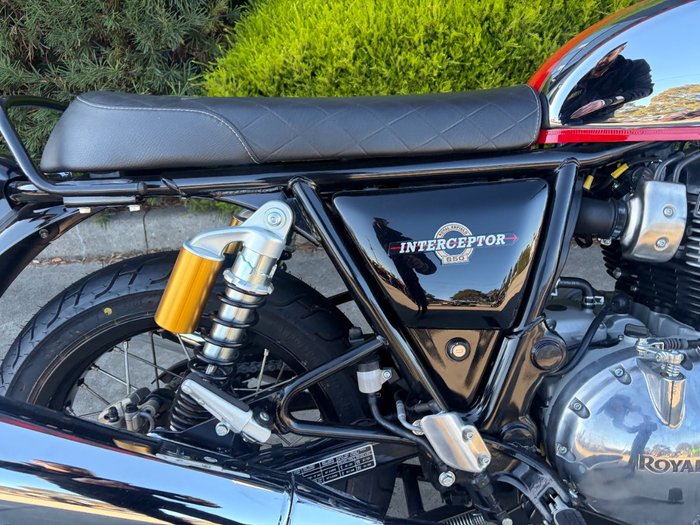 2025 Royal Enfield INTERCEPTOR 650 E5 CLASSIC