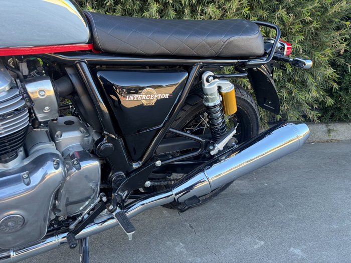 2025 Royal Enfield INTERCEPTOR 650 E5 CLASSIC