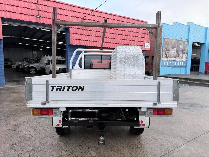 2013 Mitsubishi Triton GLX MN MY13 4x2 White
