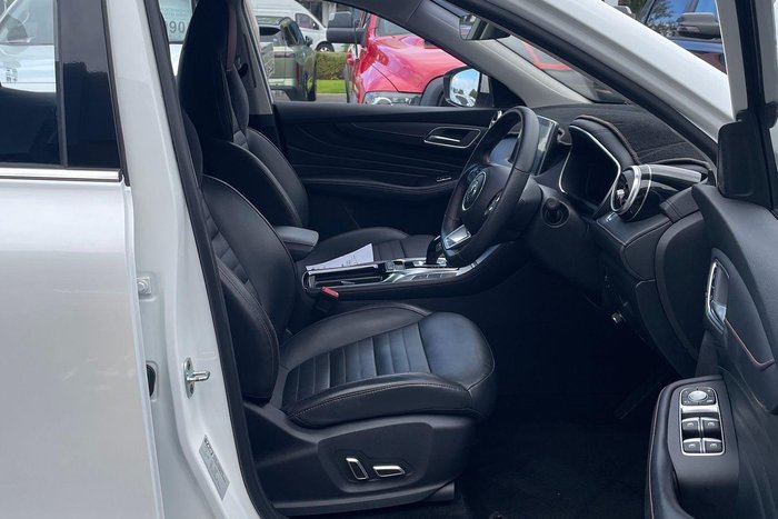2022 MG HS Plus EV Essence