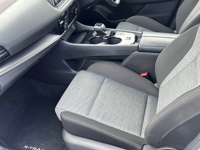 2023 Nissan X-TRAIL ST