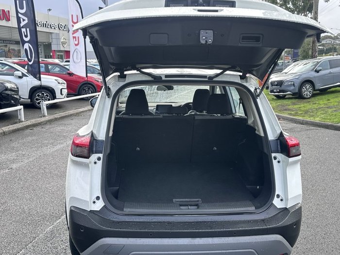 2023 Nissan X-TRAIL ST