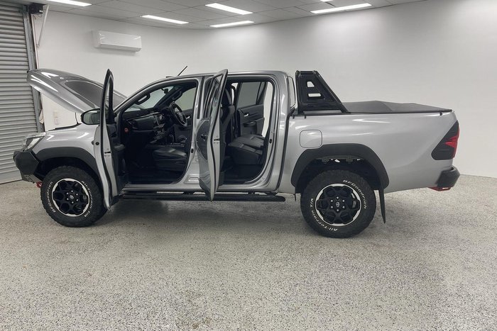 2018 Toyota Hilux Rugged X GUN126R 4X4 Dual Range Silver Sky