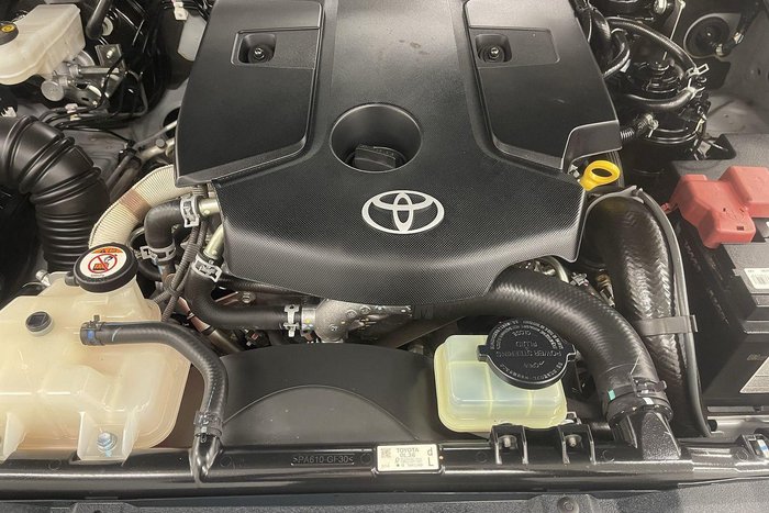 2018 Toyota Hilux Rugged X GUN126R 4X4 Dual Range Silver Sky