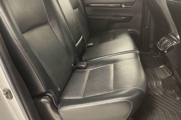 2018 Toyota Hilux Rugged X GUN126R 4X4 Dual Range Silver Sky