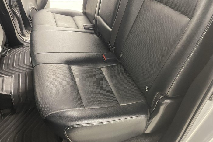 2018 Toyota Hilux Rugged X GUN126R 4X4 Dual Range Silver Sky