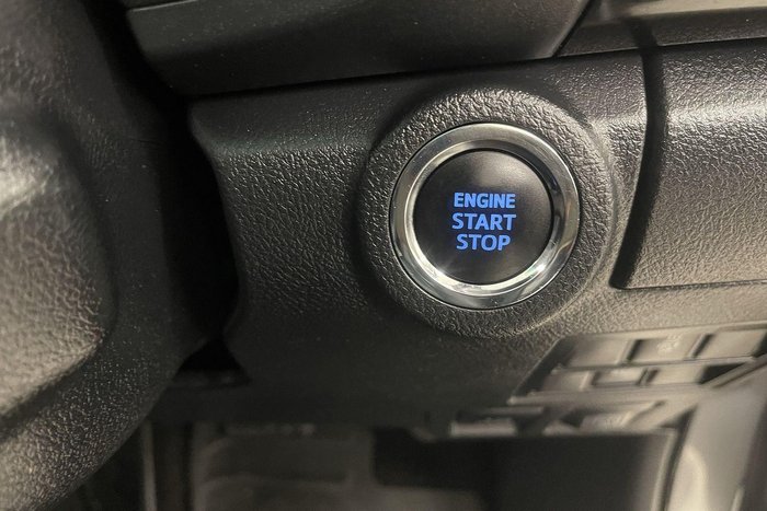 2018 Toyota Hilux Rugged X GUN126R 4X4 Dual Range Silver Sky