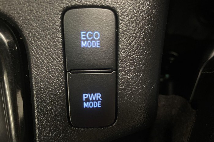 2018 Toyota Hilux Rugged X GUN126R 4X4 Dual Range Silver Sky