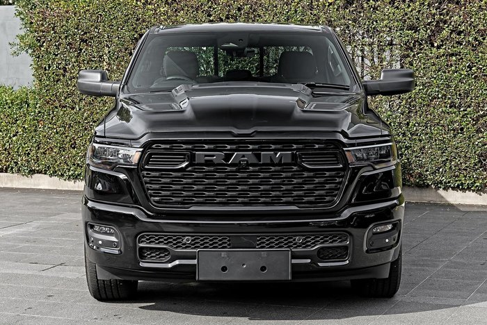 2026 RAM 1500 Express Black Edition Hurricane SO