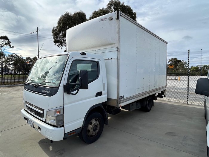 2010 Mitsubishi Canter FE85DG 4.0 WHITE