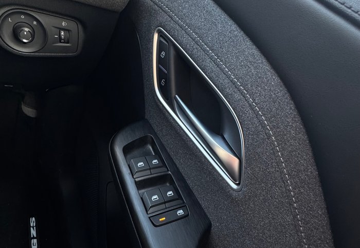2025 MG ZS Excite