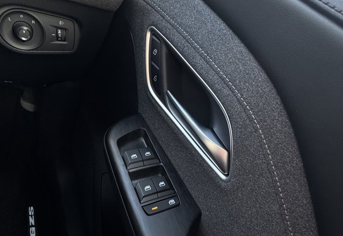 2025 MG ZS Excite