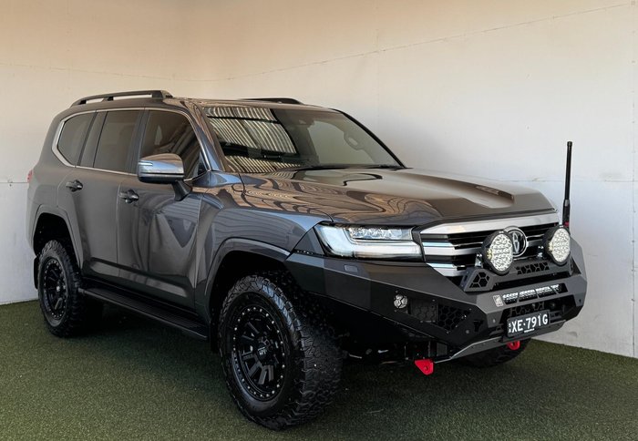 2024 Toyota Landcruiser