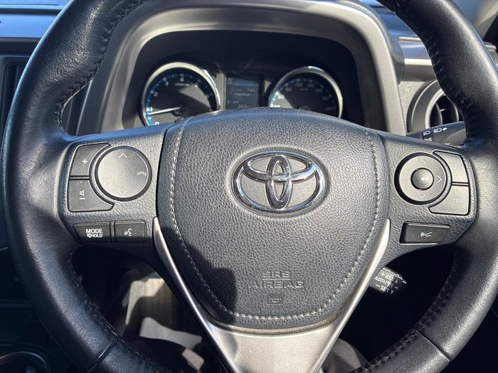 2017 Toyota RAV4 Cruiser ASA44R AWD White