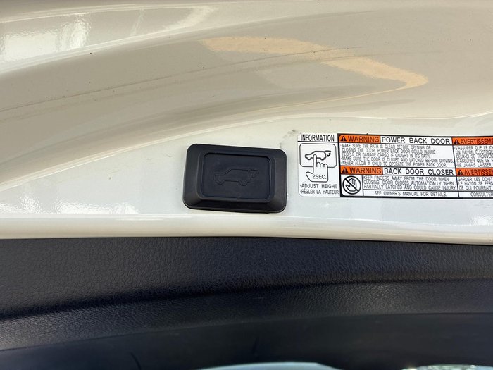 2017 Toyota RAV4 Cruiser ASA44R AWD White