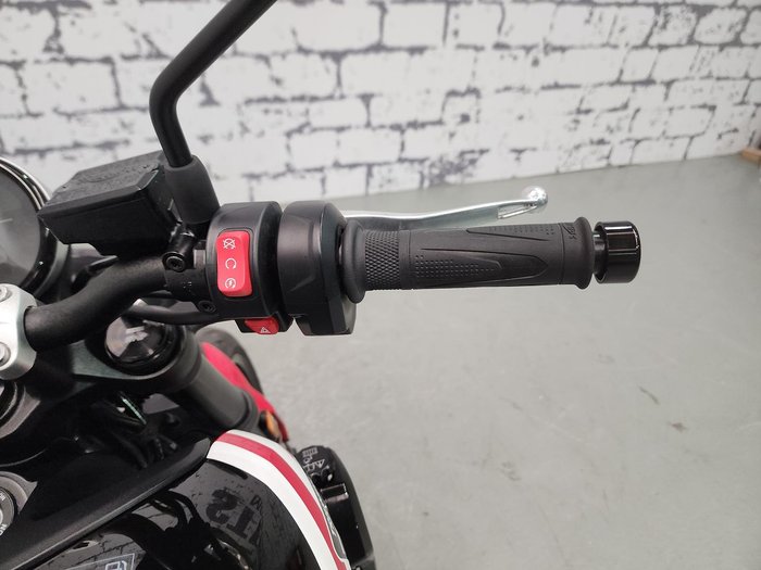 2026 Triumph Trident 660 Trident Black