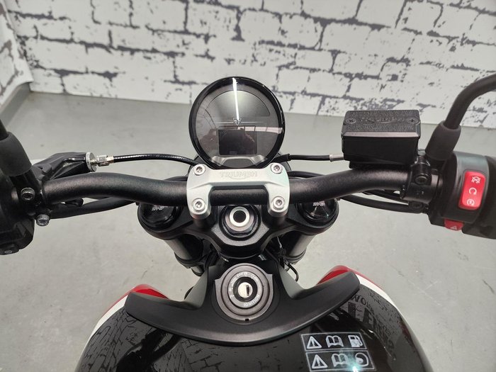 2026 Triumph Trident 660 Trident Black