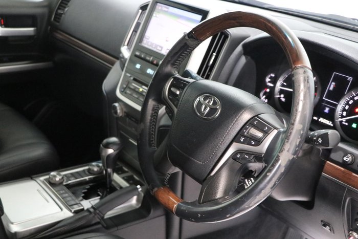 2017 Toyota Landcruiser Sahara