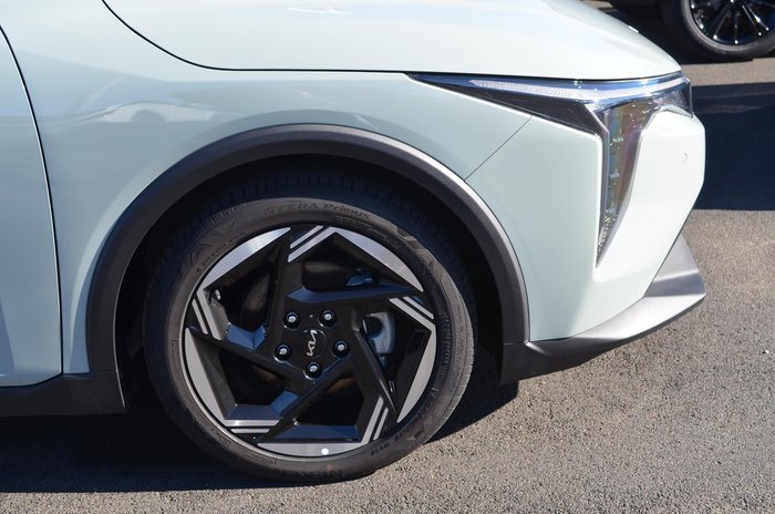 2025 Kia K4 Sport