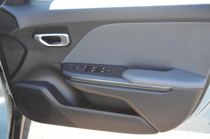 2025 Kia K4 Sport