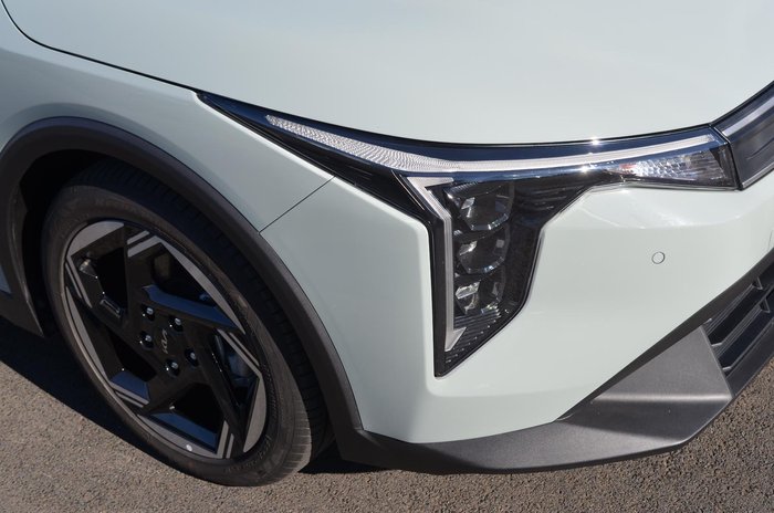 2025 Kia K4 Sport