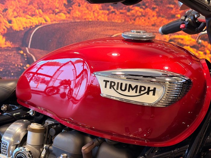 2022 Triumph Bonneville Speedmaster Speedmaster Red