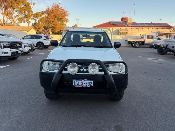 2012 Mitsubishi Triton GLX